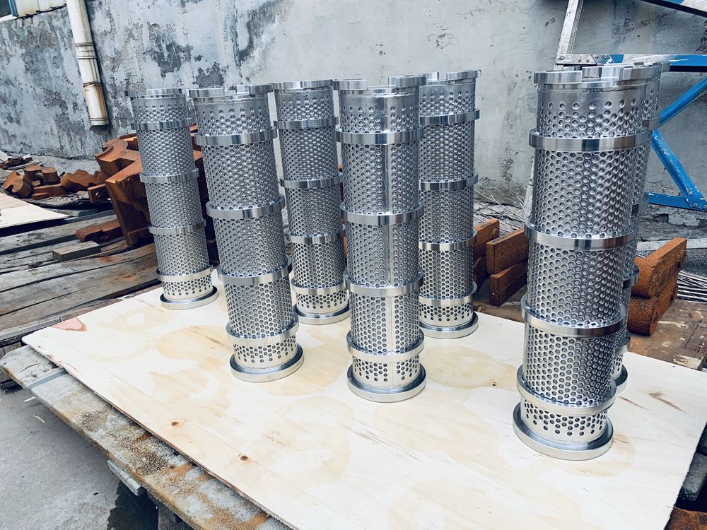 拉菲国际小编带你相识冲孔板复合网的用途